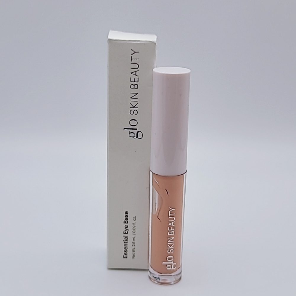 Glo Skin Beauty Essential Eye Base in Color Silk